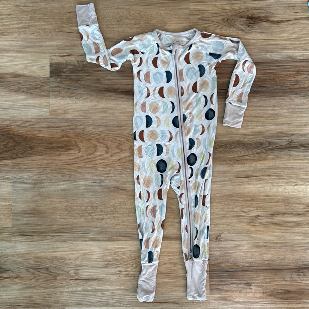 Little Sleepies 18-24 Month Luna Neutral Zippy